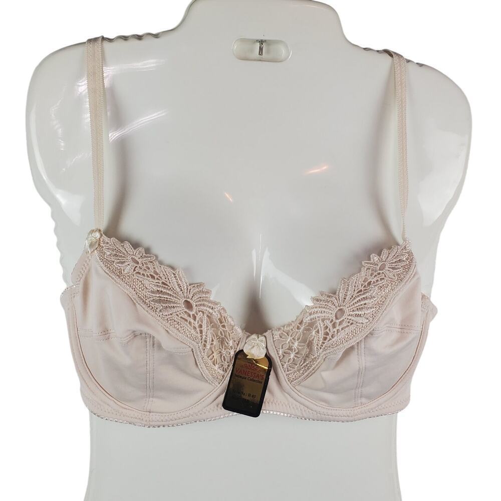 Vanessa's Intimate Collection 38B Beige Lace Bra NWT Delicate Romantic Style